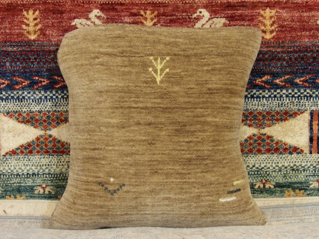 Handwoven accent pillow cover, 1'6 x 1'6, full view