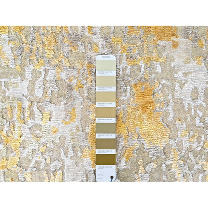 Modern and Contemporary Wool & Silk Hand Knotted Rug Beige 2.6x6.0 -O010116