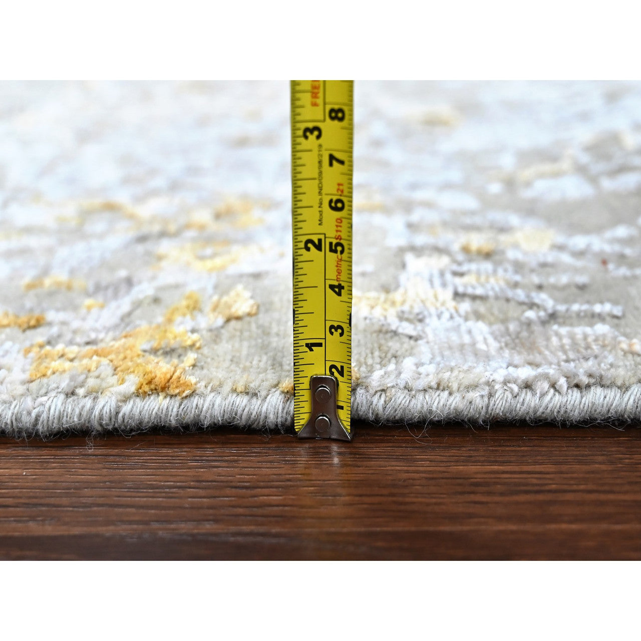 Modern and Contemporary Wool & Silk Hand Knotted Rug Beige 2.6x6.0 -O010116