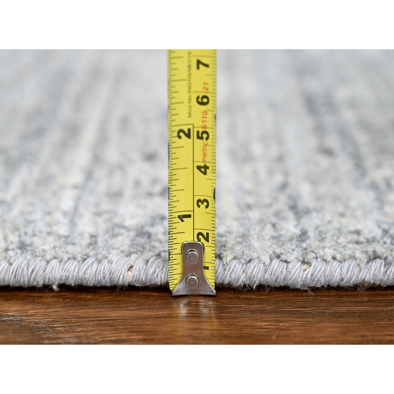 Gray 4'2" x 6'0" Modern and Contemporary Handloom Wool/Silk Rug - Sku: O010289
