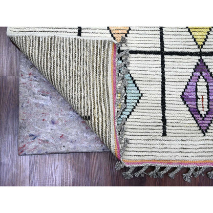 Tribal & Geometric Wool Hand Knotted Rug Ivory 5.5x8.11 -O020347