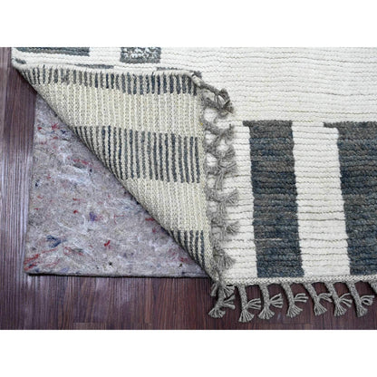 Tribal & Geometric Wool Hand Knotted Rug Ivory 6.1x9.1 -O020547