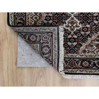 Fine Oriental Wool Hand Knotted Rug Black Black 2.8X6.1 -O058306
