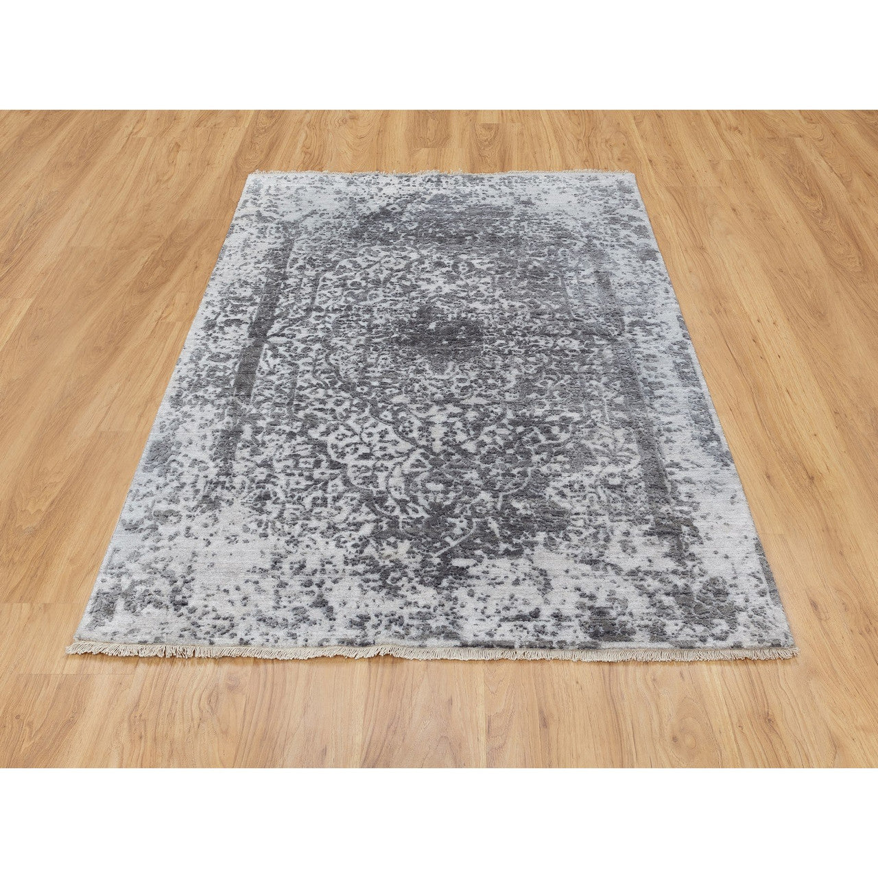 Transitional Wool & Pure Silk Hand Knotted Rug Grey No Border 4.1X6.0 -O058553