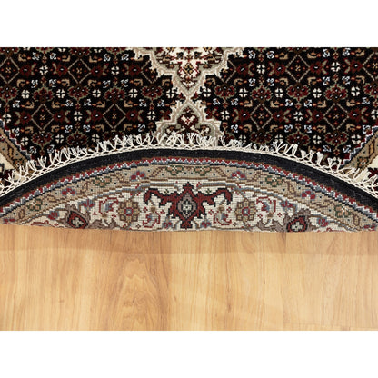 Fine Oriental Wool Hand Knotted Rug Black Ivory 4.0X4.1 -O058685