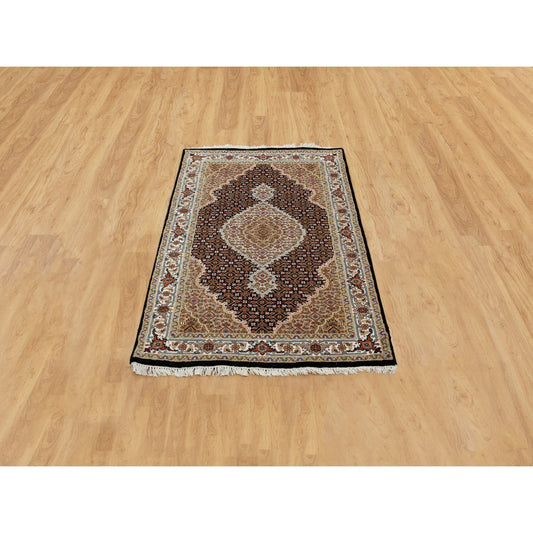 Fine Oriental Wool Hand Knotted Rug Black Ivory 3.1X5.5 -O058729