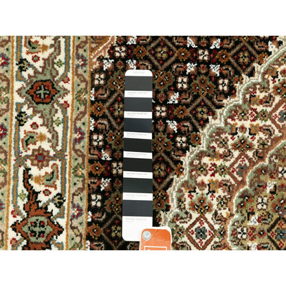 Fine Oriental Wool Hand Knotted Rug Black Ivory 3.1X5.6 -O058776