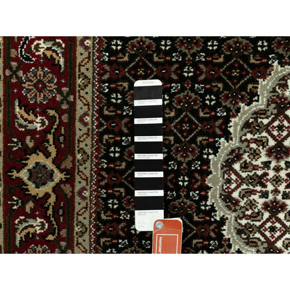 Fine Oriental Wool Hand Knotted Rug Black Red 4.2X6.0 -O058829