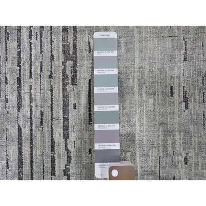 Modern and Contemporary Wool & Pure Silk Hand Knotted Rug Grey No Border 6.0X8.10 -O059257