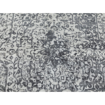Transitional Wool & Pure Silk Hand Knotted Rug Grey No Border 5.3X7.0 -O062068