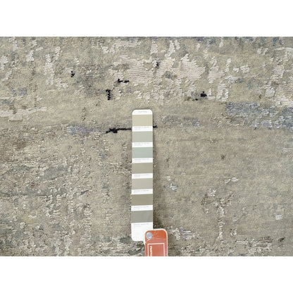 Modern and Contemporary Wool & Silk Hand Knotted Rug Ivory No Border 3.0X5.1 -O062154