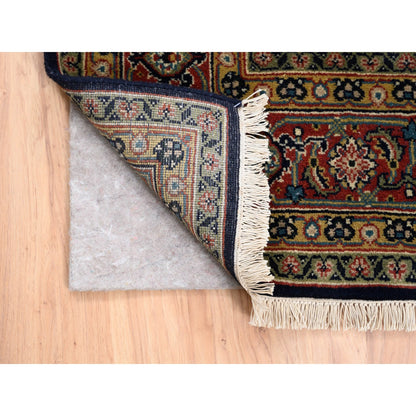 Fine Oriental Wool & Silk Hand Knotted Rug Black Red 5.2X7.1 -O062341