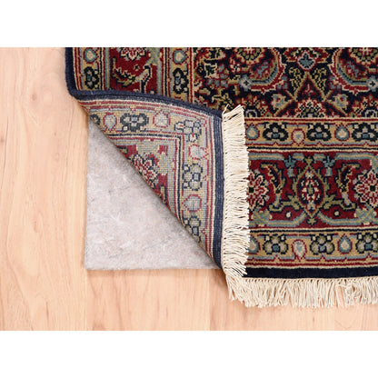 Fine Oriental Wool & Silk Hand Knotted Rug Black Red 4.0X6.3 -O062344