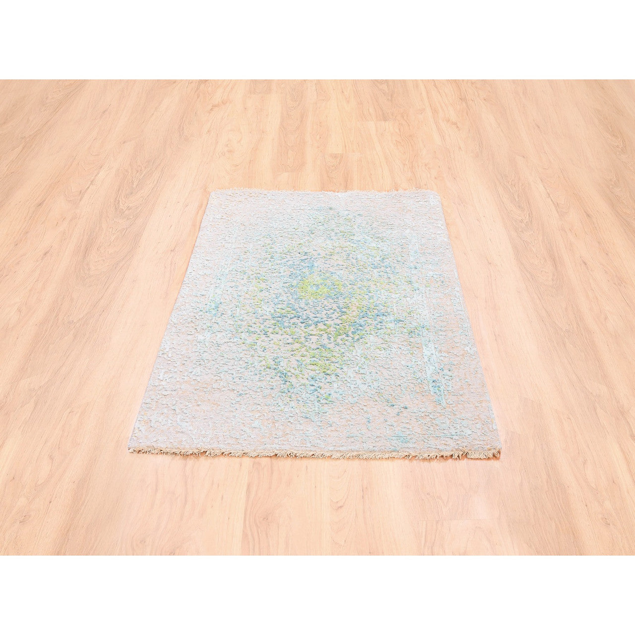 Wool and Silk Wool & Pure Silk Hand Knotted Rug Ivory No Border 3.1X5.0 -O062362
