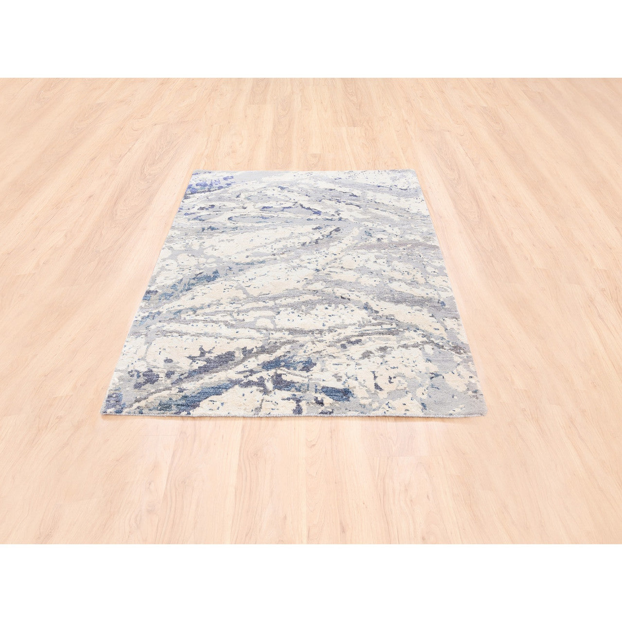 Modern and Contemporary Wool & Silk Hand Knotted Rug Ivory No Border 4.1X5.9 -O062429