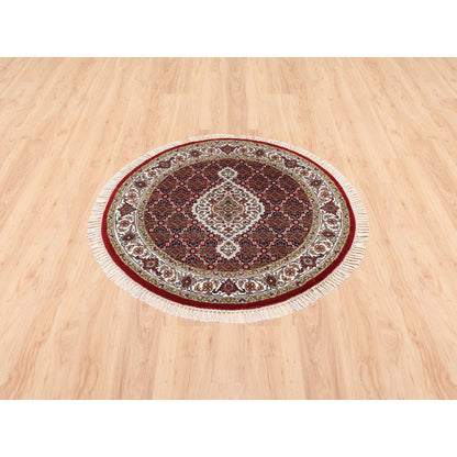 Fine Oriental Wool Hand Knotted Rug Red Ivory 3.4X3.4 -O062456