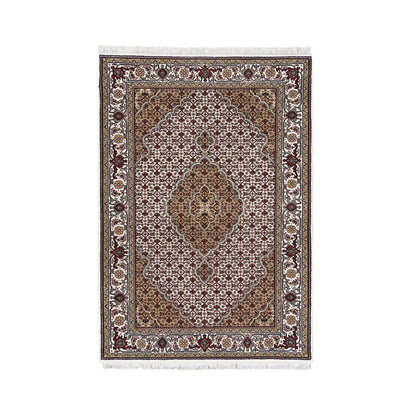 Fine Oriental Wool Hand Knotted Rug Ivory Ivory 4.0X6.0 -O062490