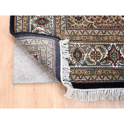 Fine Oriental Wool Hand Knotted Rug Black Ivory 6.0X6.1 -O062550