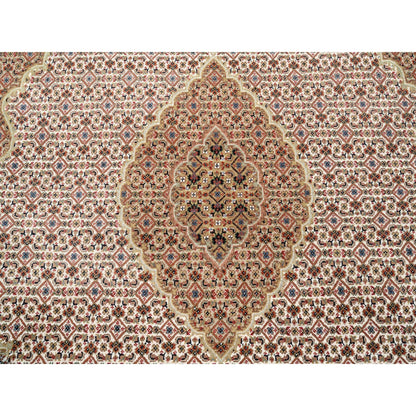 Fine Oriental Wool Hand Knotted Rug Ivory Ivory 6.6X6.9 -O062610