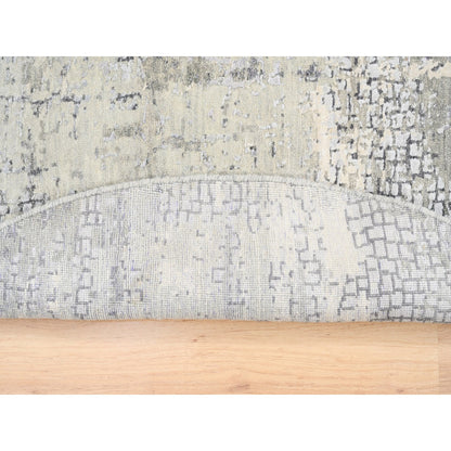 Modern and Contemporary Wool & Silk Hand Knotted Rug Grey No Border 5.9X5.10 -O062682