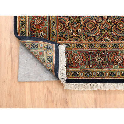 Fine Oriental Wool Hand Knotted Rug Black Red 4.0X6.2 -O063000