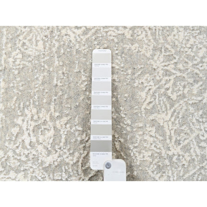 Modern and Contemporary Wool & Art Silk Hand Loomed Rug Beige No Border 6.0X6.0 -O063270