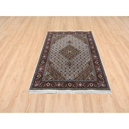 Fine Oriental Wool & Silk Hand Knotted Rug Ivory Red 4.1X6.2 -O063344