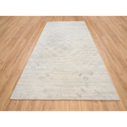Modern and Contemporary Wool Hand Knotted Rug Ivory No Border 6.1X11.10 -O063371