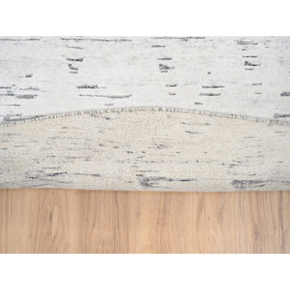 Modern and Contemporary Wool Hand Knotted Rug Ivory No Border 11.9X11.9 -O063379