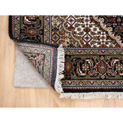 Fine Oriental Wool Hand Knotted Rug Black Black 4.0X6.3 -O063541