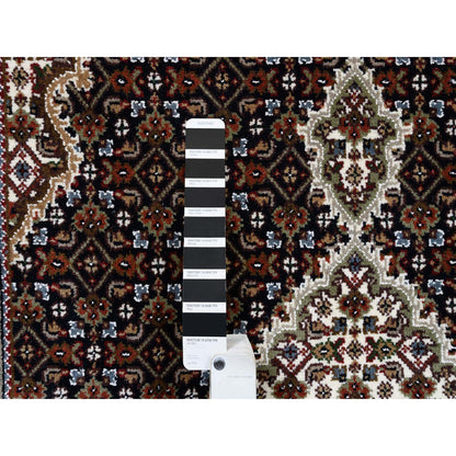 Fine Oriental Wool Hand Knotted Rug Black Black 4.0X6.3 -O063541