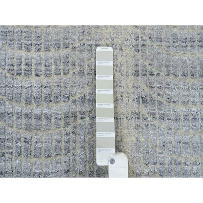 Modern and Contemporary Wool & Silk Hand Loomed Rug Grey No Border 2.6X12.0 -O063754