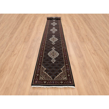 Fine Oriental Wool Hand Knotted Rug Black Red 2.5X16.10 -O063839