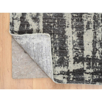 Modern and Contemporary Wool & Silk Hand Loomed Rug Black No Border 5.10X9.0 -O064047