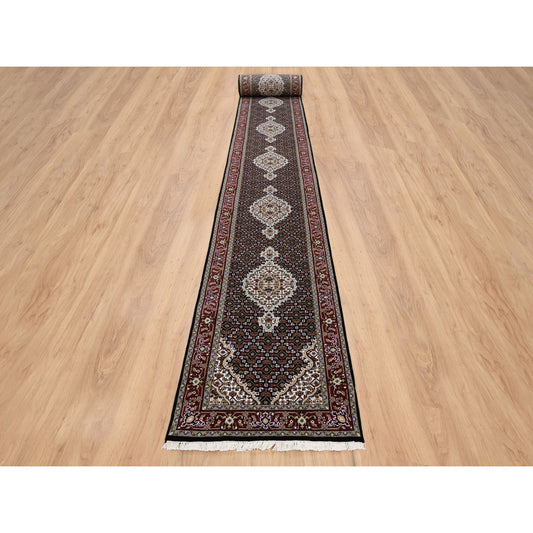 Fine Oriental Wool Hand Knotted Rug Black Red 2.4X27.1 -O064095