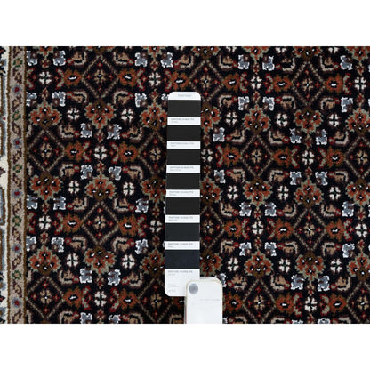 Fine Oriental Wool & Silk Hand Knotted Rug Black Black 2.5X20.0 -O064114