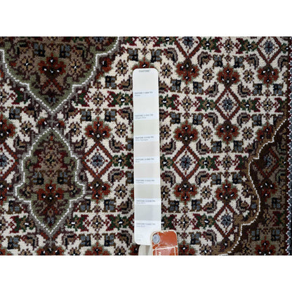 Fine Oriental Silk & Cotton Blend Hand Knotted Rug Ivory Red 4.0X6.1 -O064122