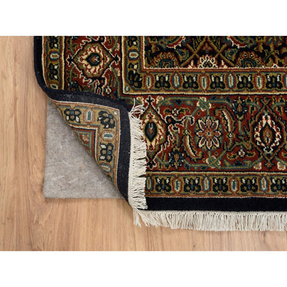 Fine Oriental Wool Hand Knotted Rug Black Red 5.2X7.4 -O064125