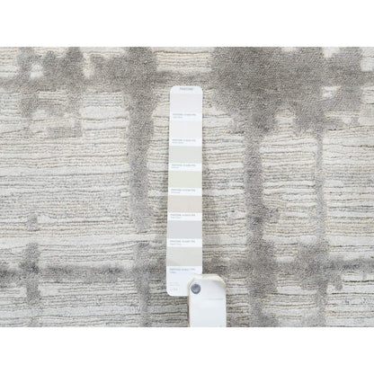 Modern and Contemporary Wool Hand Knotted Rug Ivory No Border 2.0X3.1 -O064239