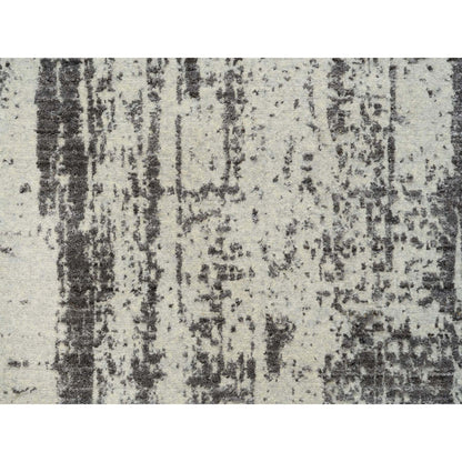 Modern and Contemporary Wool & Pure Silk Hand Loomed Rug Black No Border 2.6X11.10 -O064327