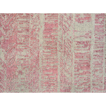 Transitional Wool & Silk Hand Loomed Rug Pink No Border 2.6X8.0 -O064812