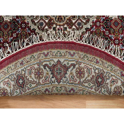 Fine Oriental Wool Hand Knotted Rug Red Ivory 3.4X3.4 -O065093
