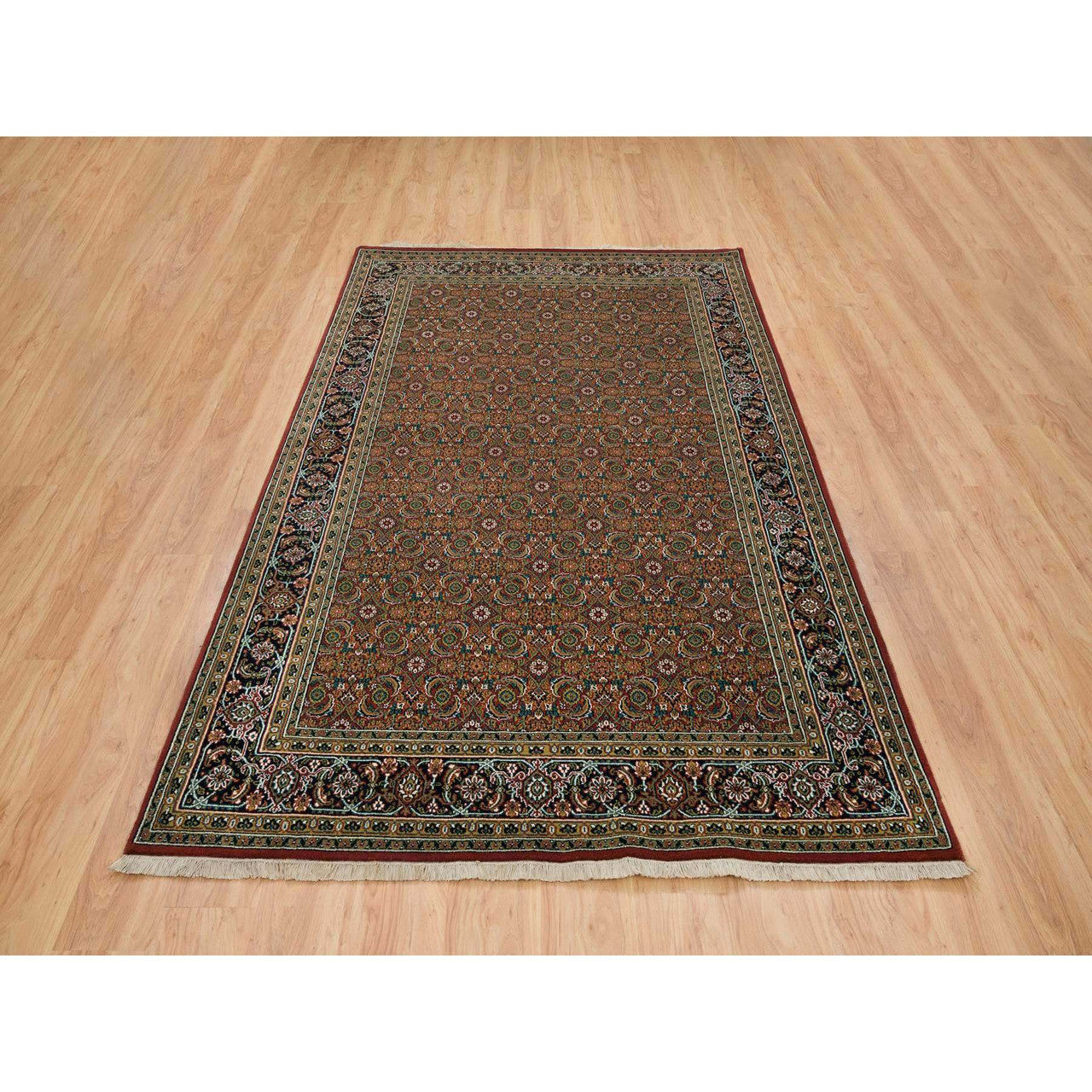 Red 6'0" x 9'5" Fine Oriental Midnight Hand knotted Wool Rug -O065109