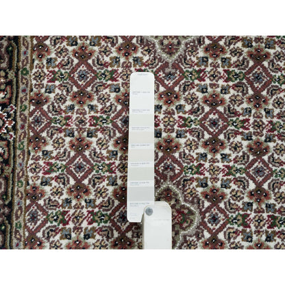 Fine Oriental Wool Hand Knotted Rug Ivory No Border 2.5X14.3 -O065114