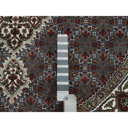 Fine Oriental Wool Hand Knotted Rug Grey No Border 5.0X5.0 -O065121