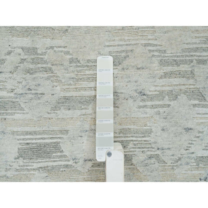 Modern and Contemporary Wool Hand Knotted Rug Grey No Border 6.1X6.2 -O065156