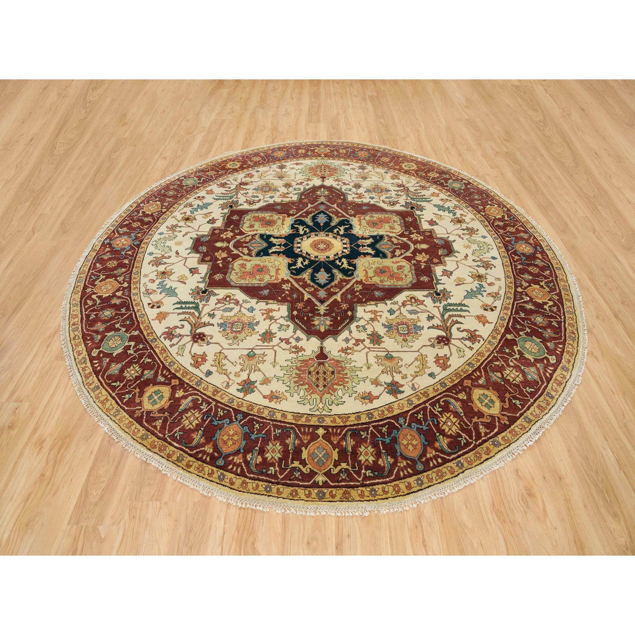 Ivory 10'0" x 10'0" Heriz Hand knotted Wool Rug - Sku: O065517