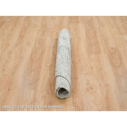 Modern and Contemporary Wool Hand Knotted Rug Grey No Border 4.10X4.10 -O065652