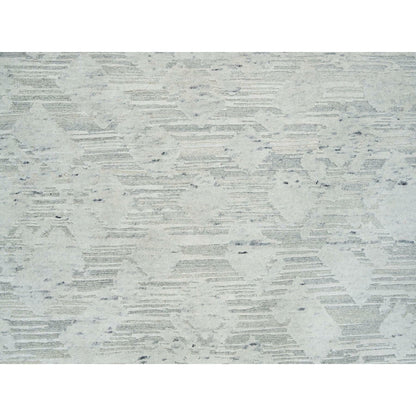 Modern and Contemporary Wool Hand Knotted Rug Ivory No Border 6.1X6.1 -O065658