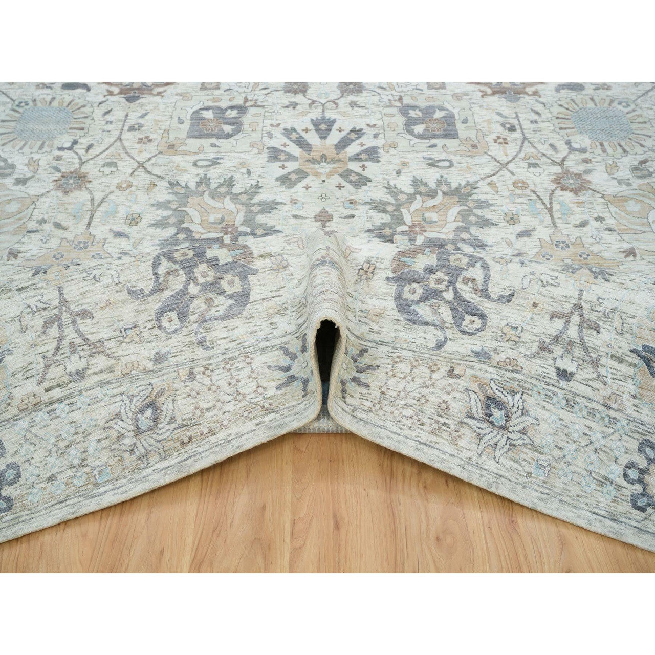Ivory 12'0" x 15'5" Transitional Hand knotted Wool/Silk Rug - Sku: O065683